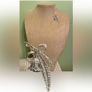 Will check if available. Lovely Bluebell, leaf and bow brooch